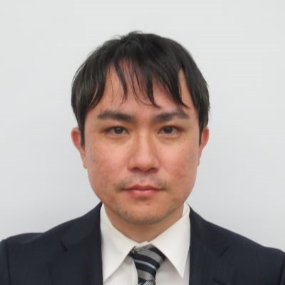 足立 雄一